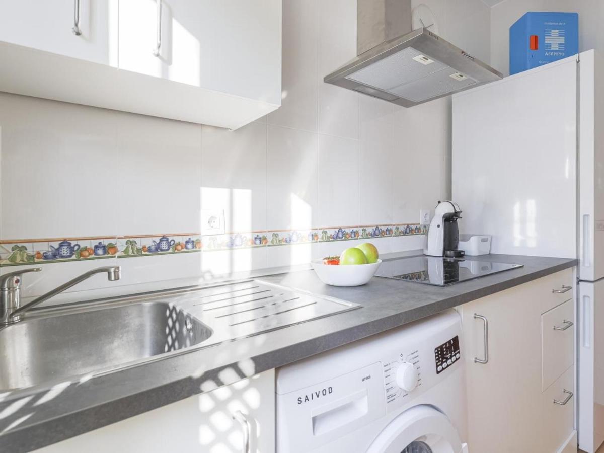 Alcala Del Rio! Bajo A Appartement